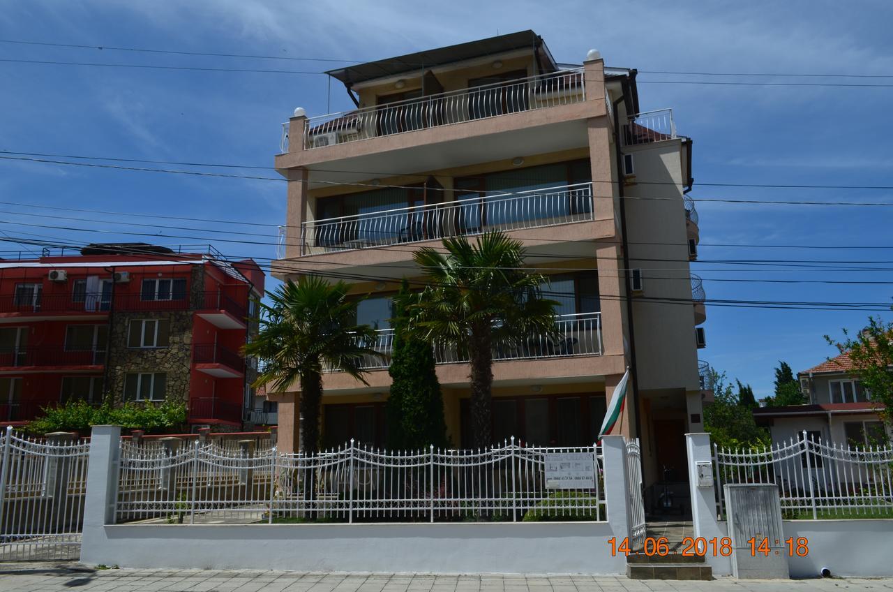 Guesthouse Opal Ράβντα Εξωτερικό φωτογραφία